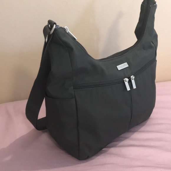 Baggallini Handbags - Baggallini Travel Crossbody